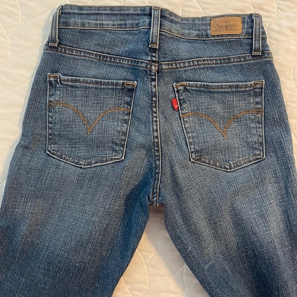 Levi’s Mid Rise Skinny Jeans Size 2 - Picture 3 of 5